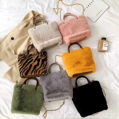 Fluffy Tote Bag for Women 2023 Trend with Sling Chains Shoulder Strap Crossbody Shopping Shopper Faux Fur Simple Bucket Handbags