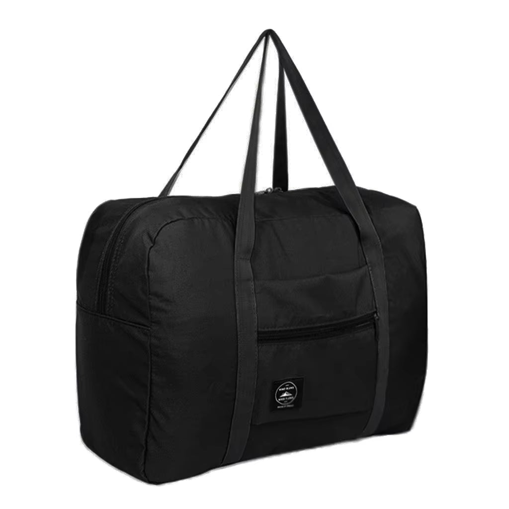 Large capacity travel bag made of polyester.